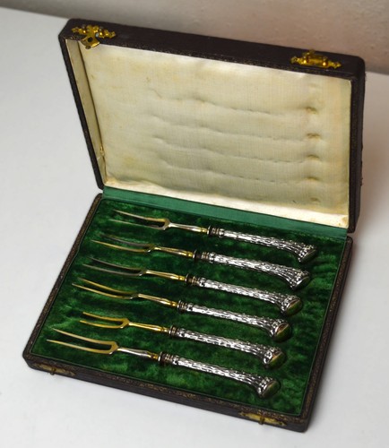 Antikes vorlegebesteck gabeln - antikes, vorlegebesteck,